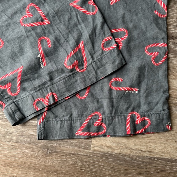 Victoria’s Secret PINK Pajama Pants - Candy Cane Hearts - Picture 4 of 7